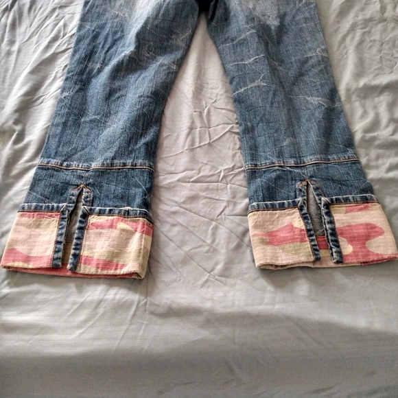 Jeans - Picture 2 of 2